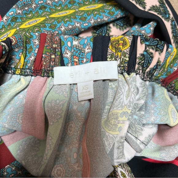 Multi-Pattern Skirt - Picture 3 of 3